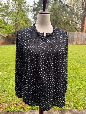 Black Heart-Print Button Front Blouse - Women Tops